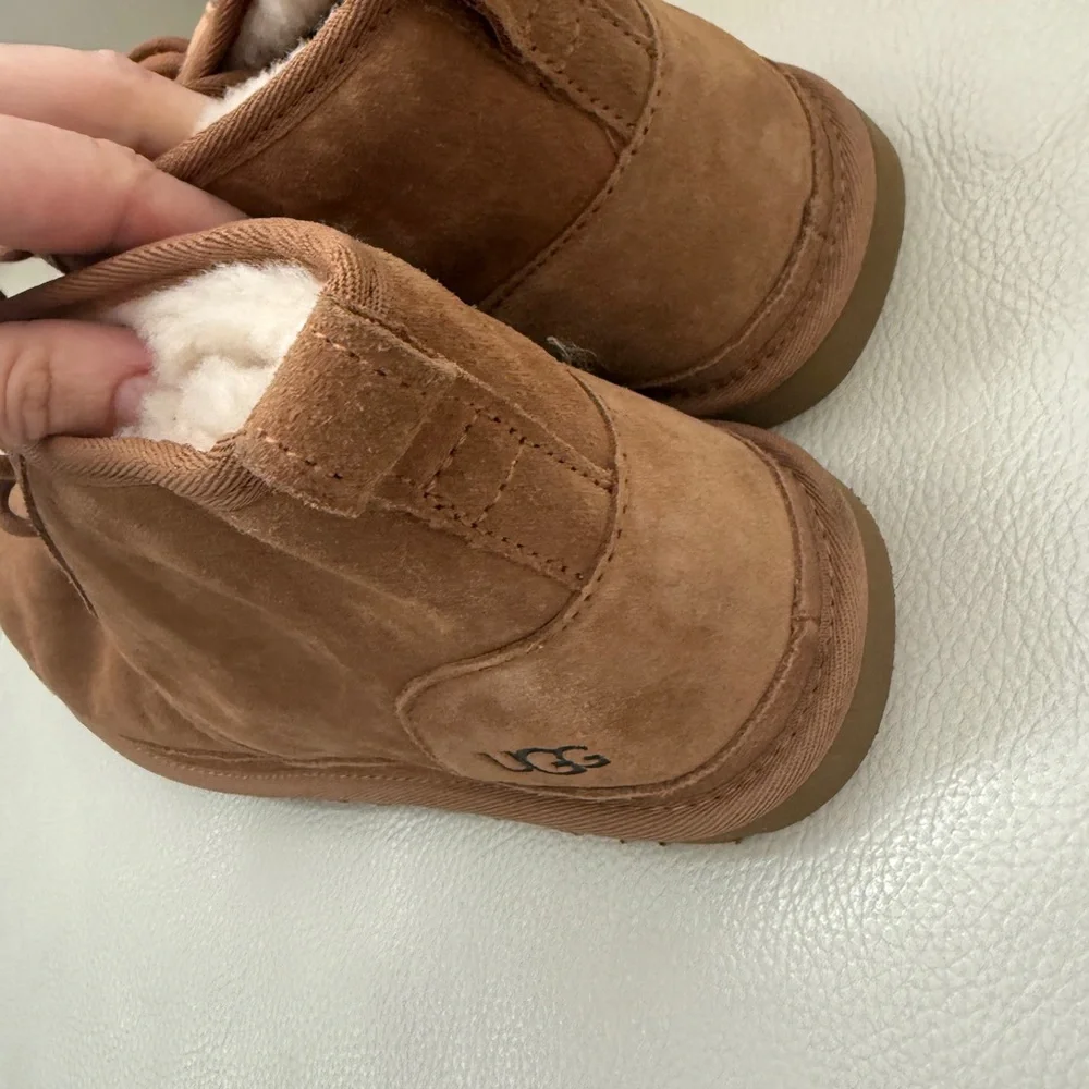 UGG®Men's Neumel Suede Chukka Boots Sz 12